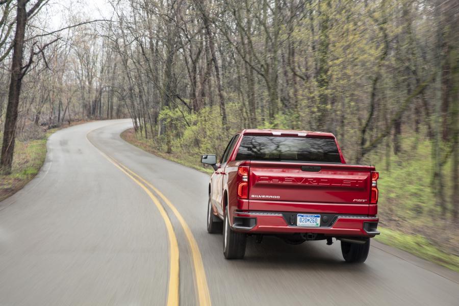  Chevrolet Silverado RST Crew Cab 2018 года  (фото 3 из 30)